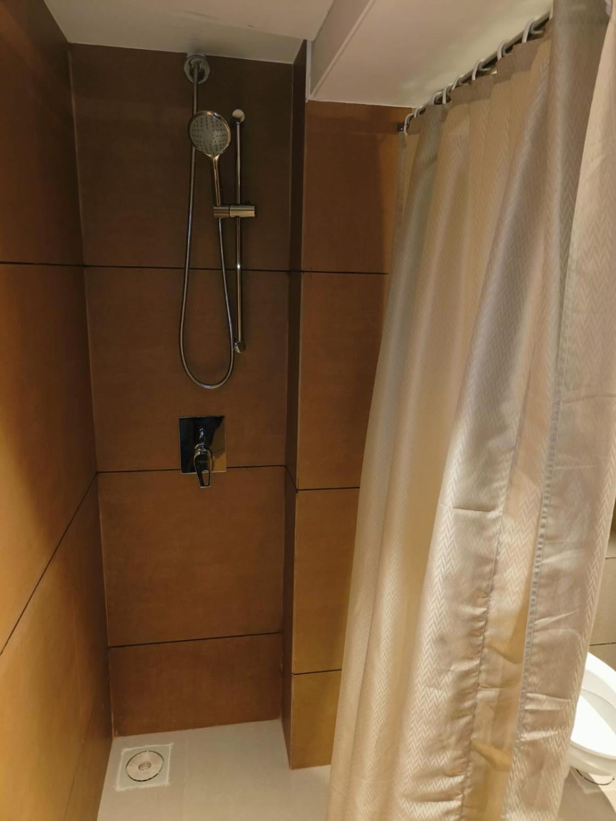 Ramee International Surat Hotell Eksteriør bilde